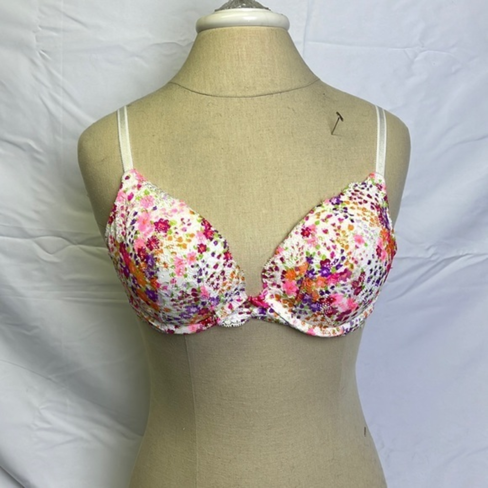 Victoria's Secret Lace Push Up Floral 34C Bra